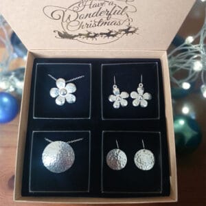 Christmas hammered selection gift box